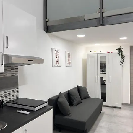 Emilyhouse Apartment Catania